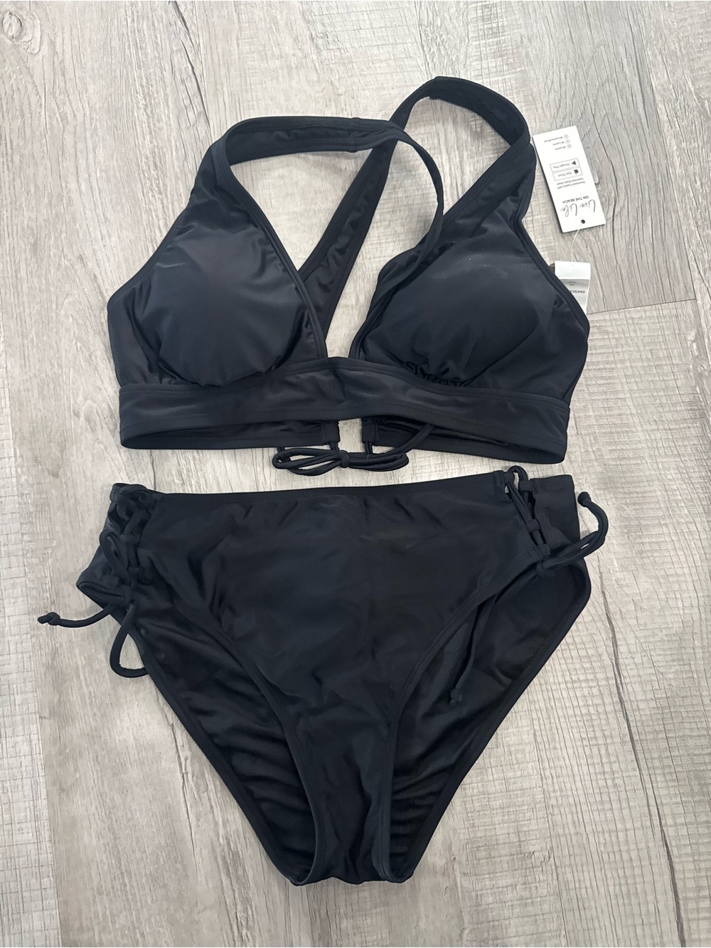 Cupshe Black Cross-Back Adjustable Bikini Set